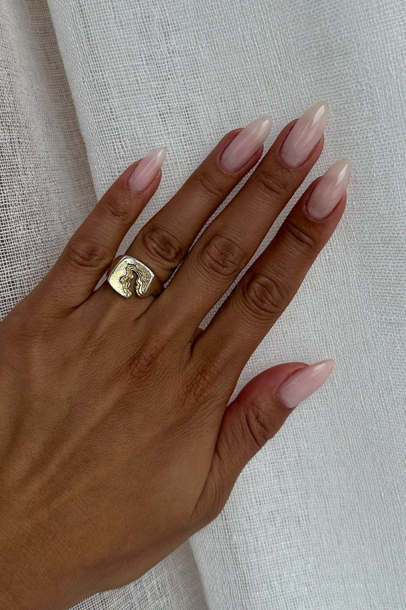 Bare Blush · 473 - Image 4
