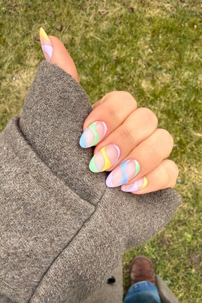 Pastel Swirl Look - Image 2